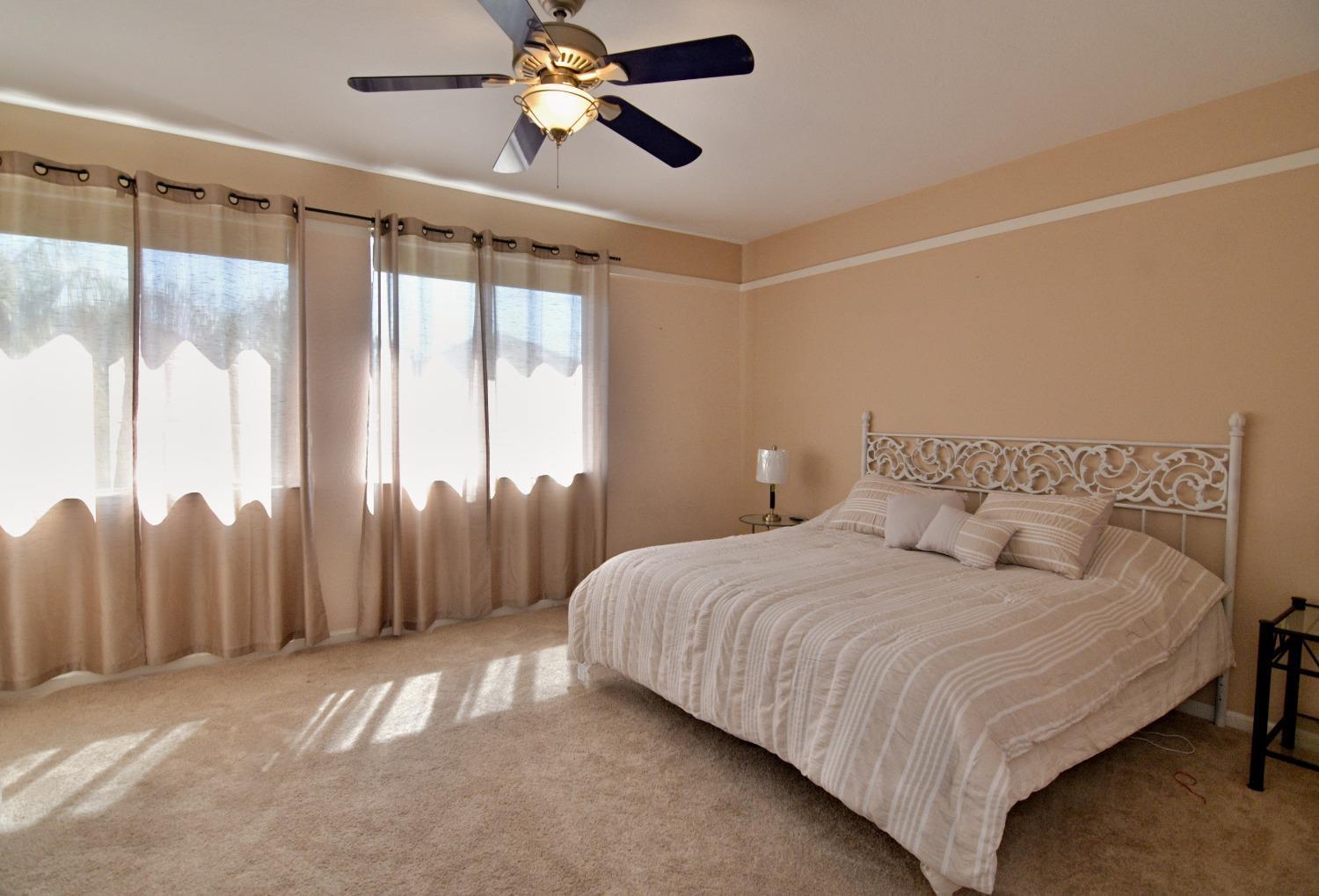 Detail Gallery Image 12 of 23 For 10169 Brenna, Elk Grove,  CA 95757 - 4 Beds | 3/1 Baths