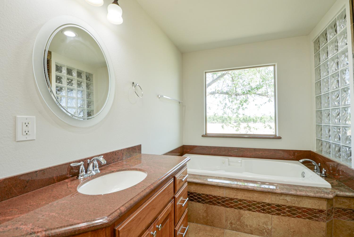 Detail Gallery Image 33 of 50 For 13711 Johnson Rd, Los Banos,  CA 93635 - 4 Beds | 2 Baths