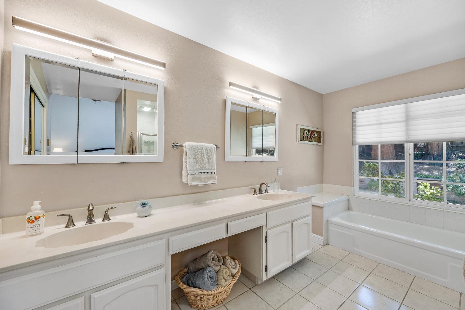 Detail Gallery Image 23 of 36 For 3212 Touriga Dr, Pleasanton,  CA 94566 - 4 Beds | 2 Baths