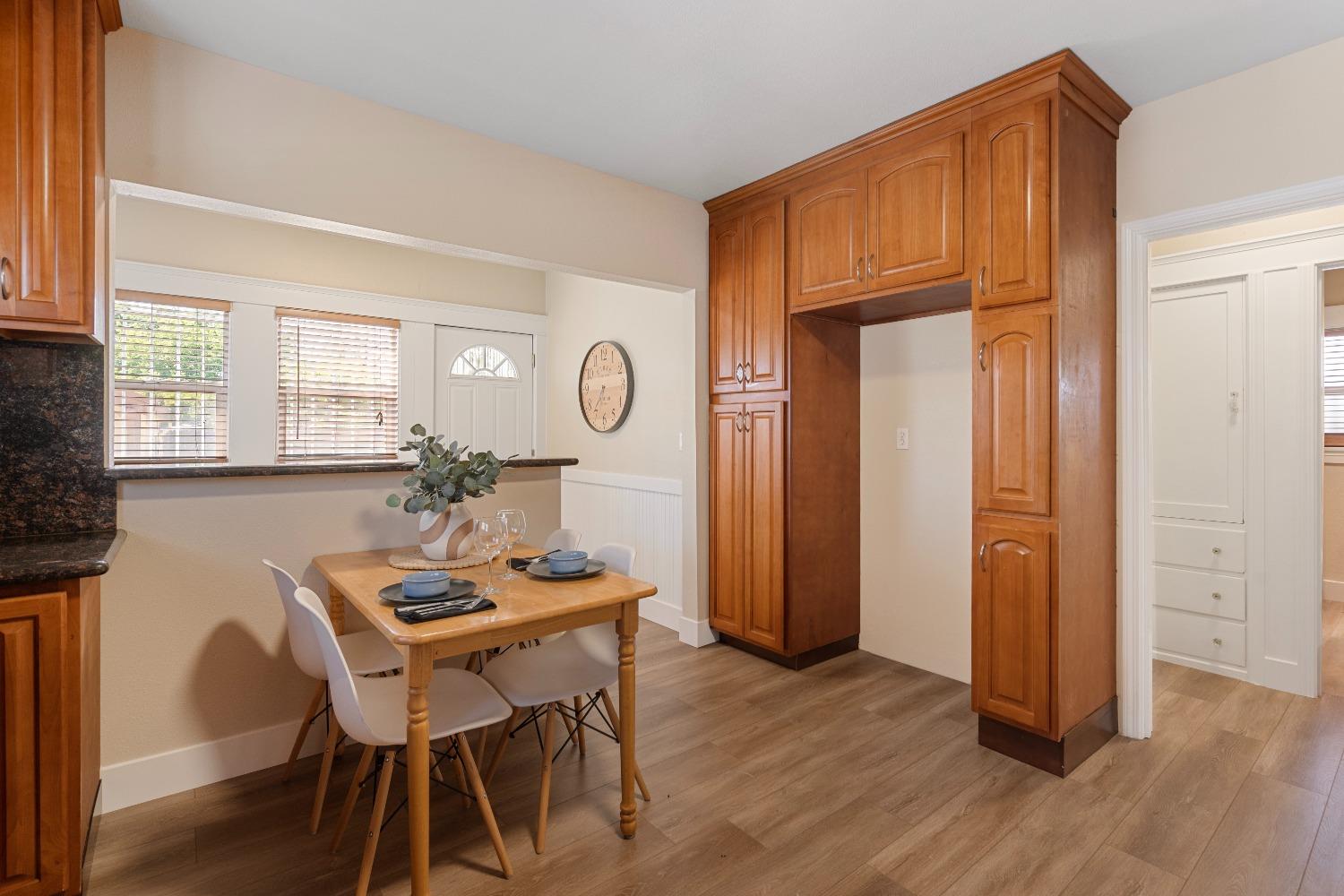 Detail Gallery Image 9 of 24 For 136 W Anderson St, Stockton,  CA 95206 - 4 Beds | 2 Baths