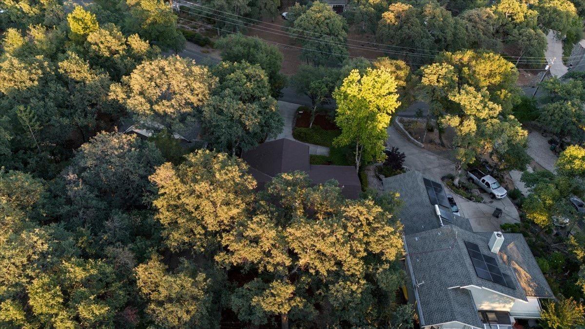 Detail Gallery Image 35 of 37 For 13968 Sun Forest Dr, Penn Valley,  CA 95946 - 2 Beds | 2 Baths