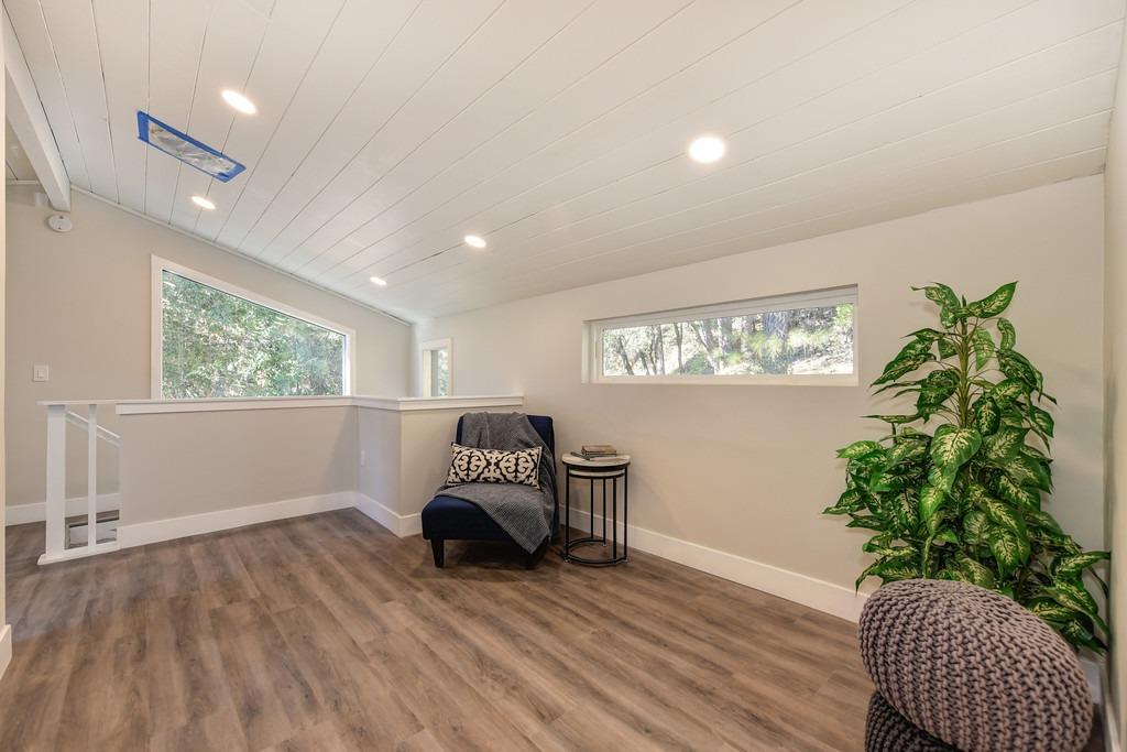 Detail Gallery Image 17 of 38 For 16228 Gold Bug Rd, Nevada City,  CA 95959 - 2 Beds | 2 Baths