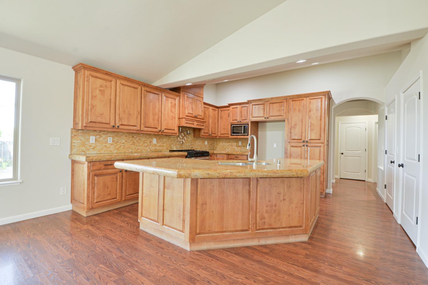 Detail Gallery Image 20 of 50 For 13711 Johnson Rd, Los Banos,  CA 93635 - 4 Beds | 2 Baths