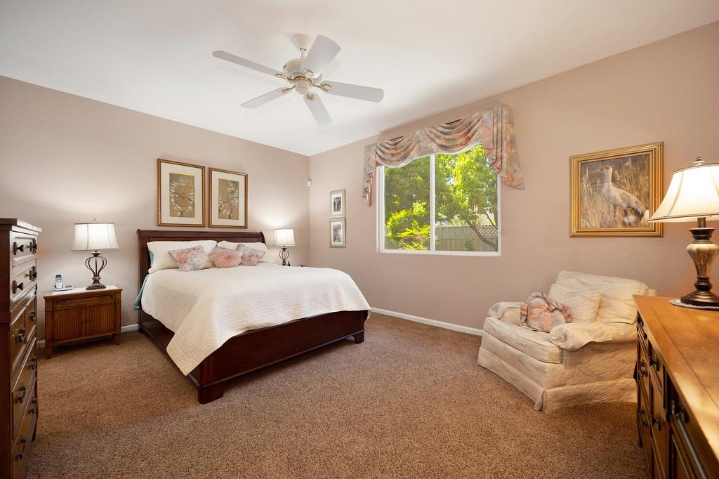 Detail Gallery Image 16 of 34 For 6235 Strawberry Station Loop, Roseville,  CA 95747 - 2 Beds | 2 Baths