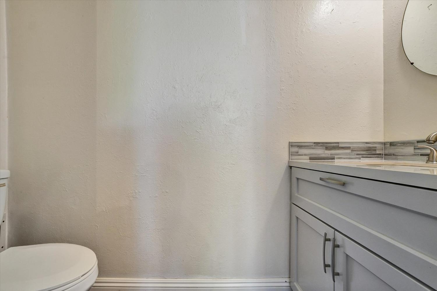 Detail Gallery Image 20 of 34 For 8269 Central Ave, Orangevale,  CA 95662 - 3 Beds | 2/1 Baths
