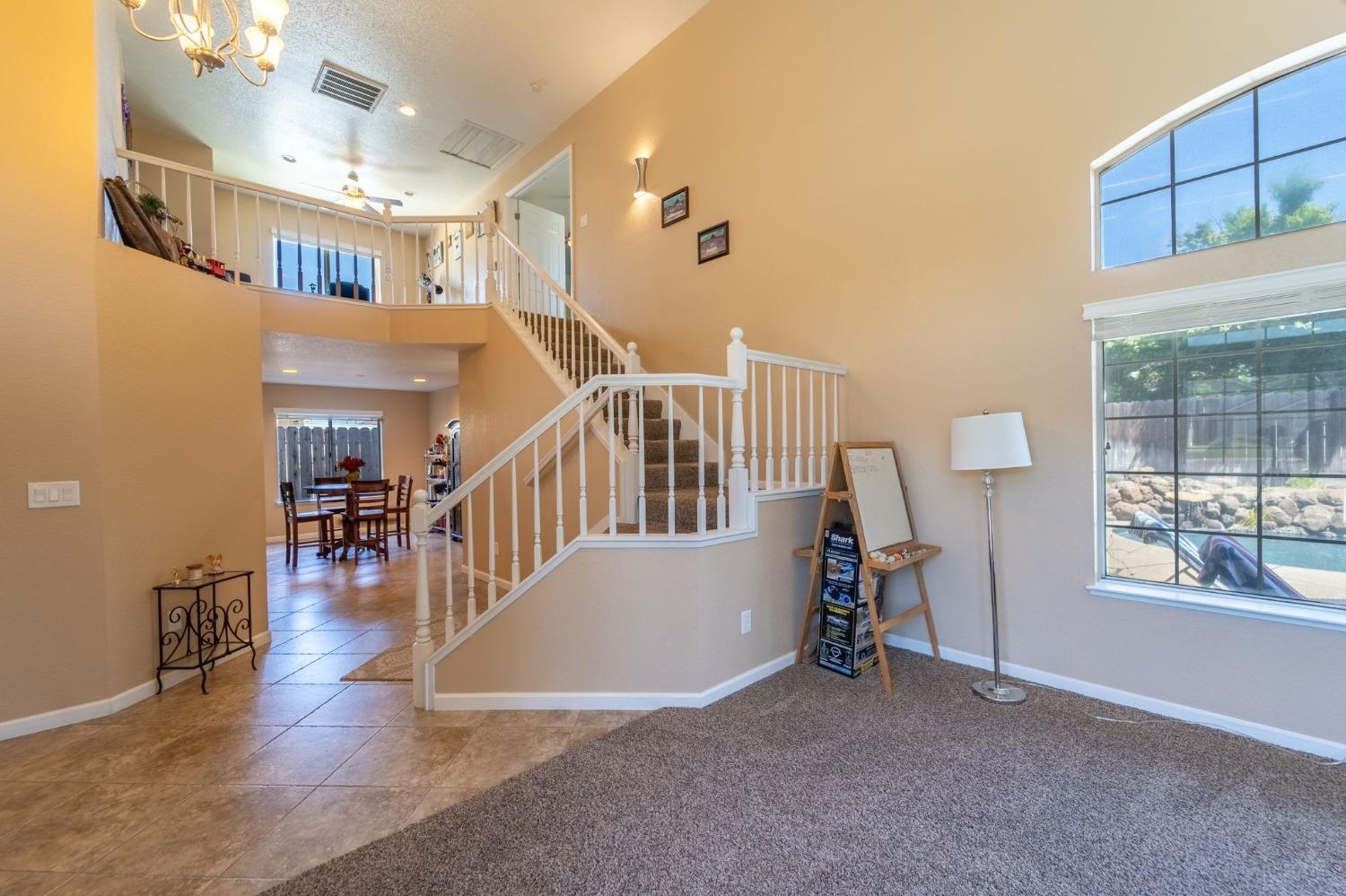 Detail Gallery Image 10 of 32 For 233 Pinto Creek Ct, Oakdale,  CA 95361 - 3 Beds | 2/1 Baths