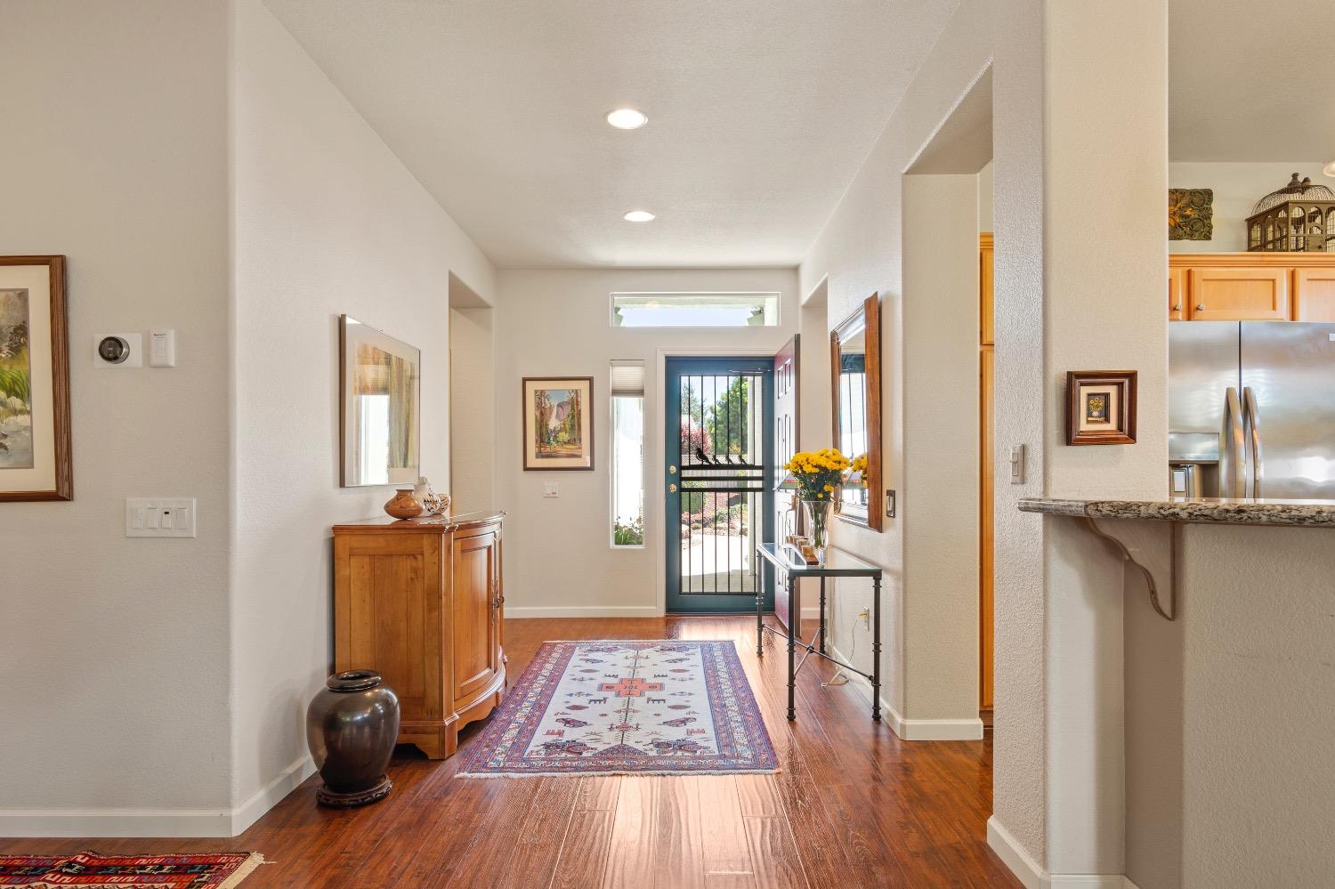 Detail Gallery Image 9 of 32 For 1120 Shadow Glen Ln, Lincoln,  CA 95648 - 2 Beds | 2 Baths