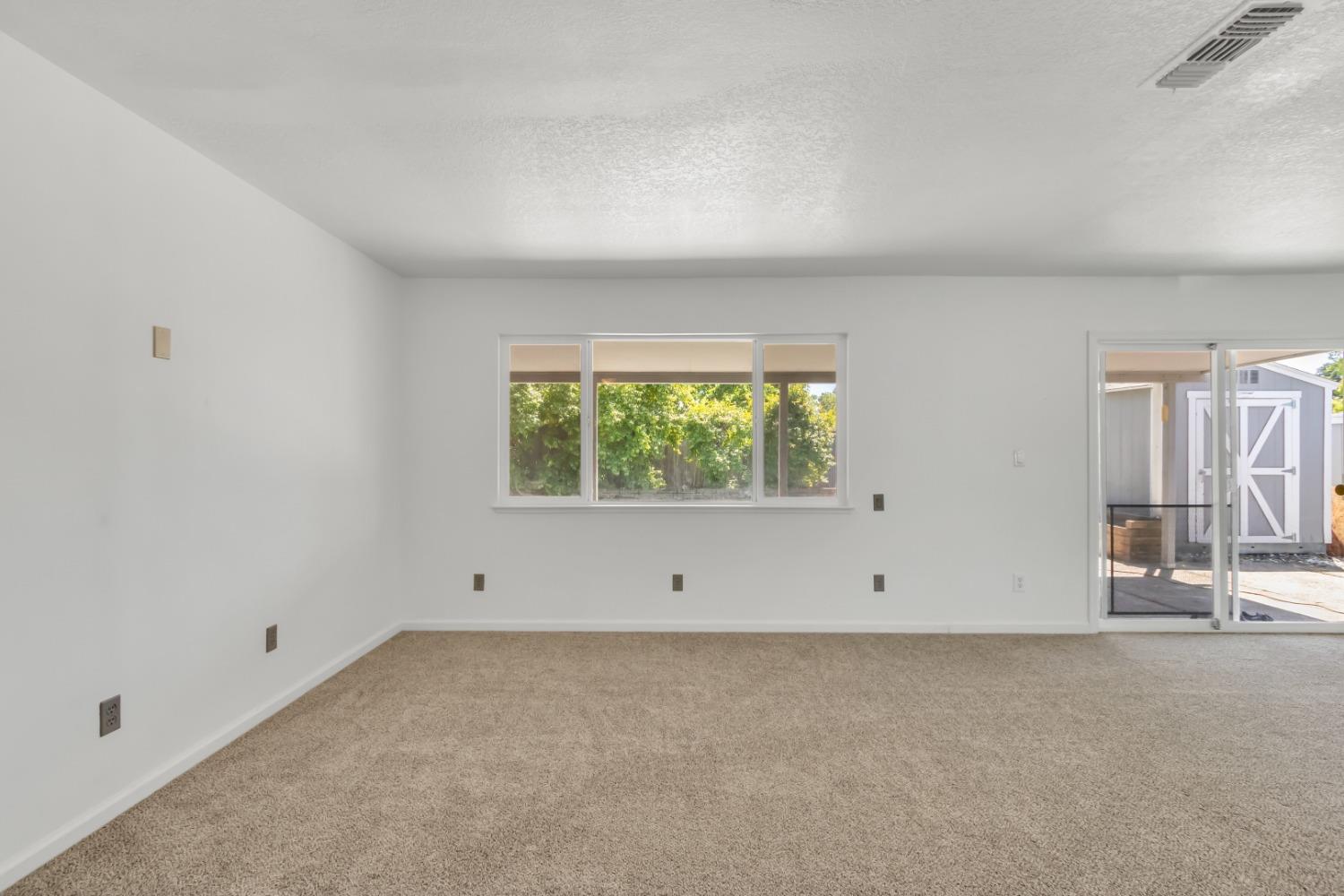 Detail Gallery Image 26 of 56 For 8430 Ahrentzen Ct, Citrus Heights,  CA 95610 - 3 Beds | 2 Baths