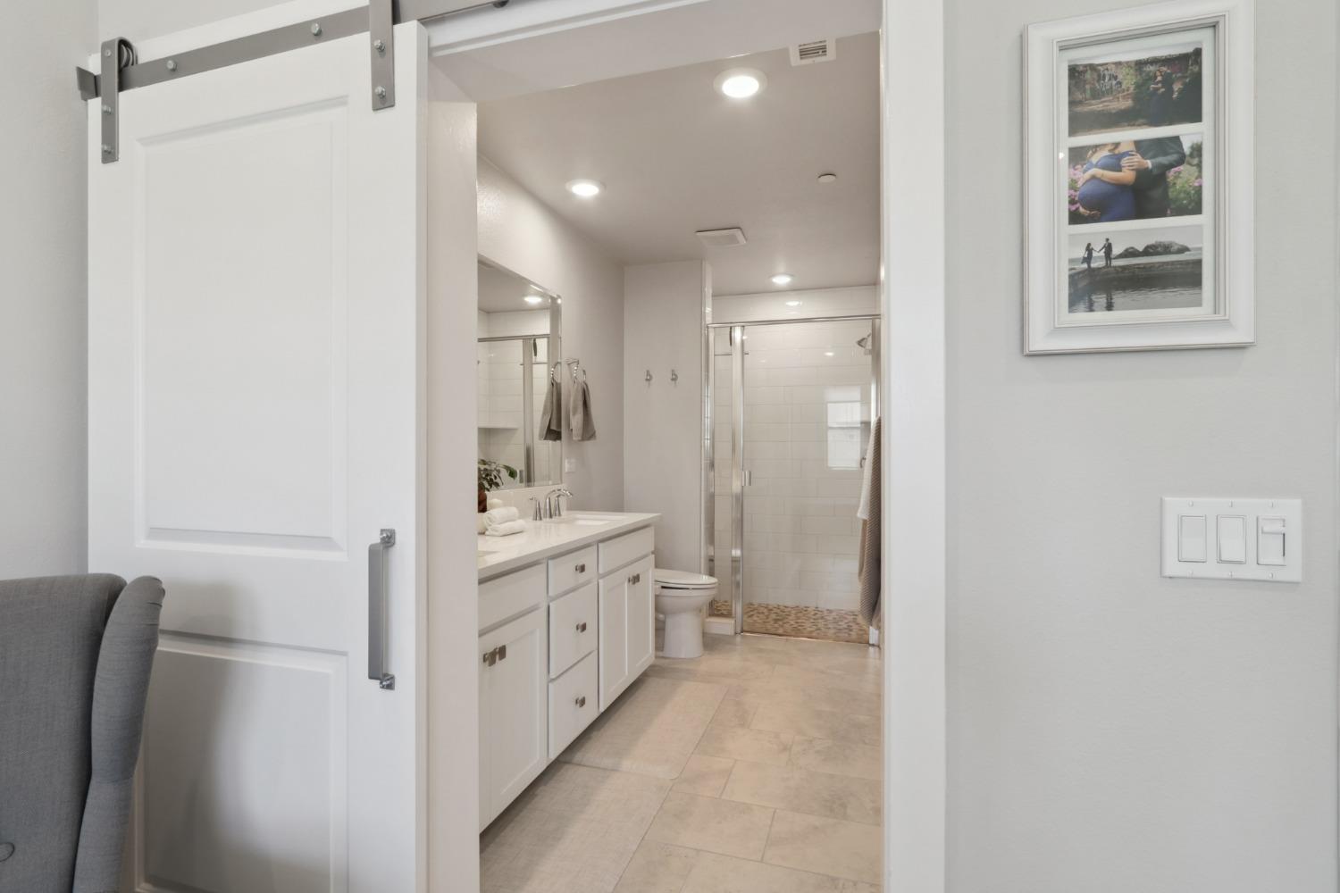 Detail Gallery Image 15 of 46 For 1661 Spring St #222,  Davis,  CA 95616 - 2 Beds | 2/1 Baths