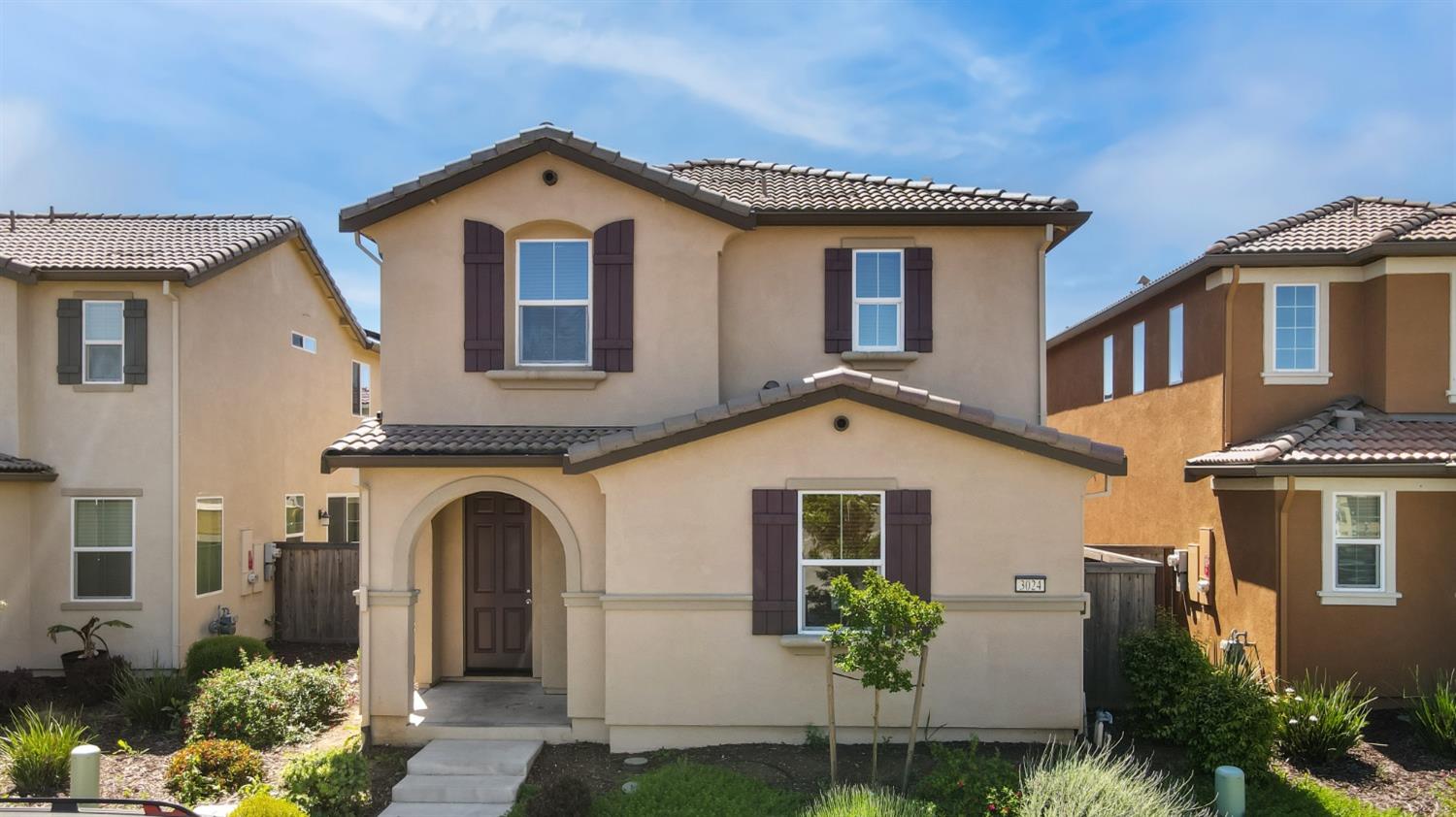 Here is a great opportunity for one lucky buyer to own this move-in ready home in Natomas! This home