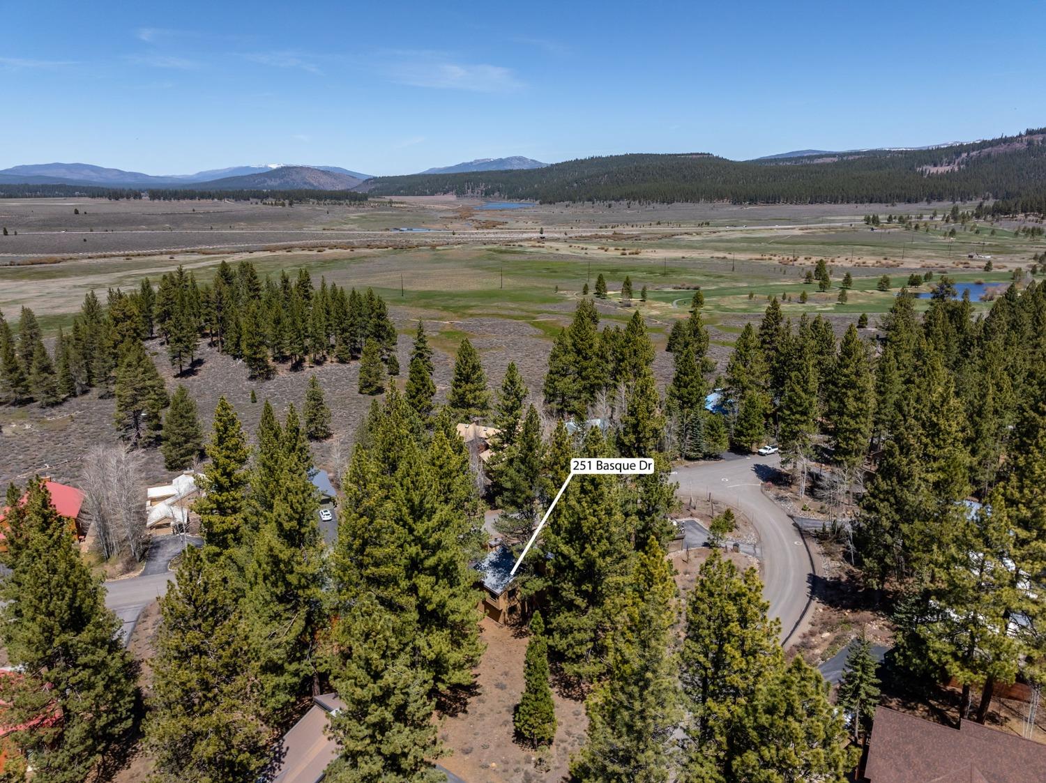 Detail Gallery Image 32 of 41 For 251 Basque Dr, Truckee,  CA 96161 - 3 Beds | 2 Baths