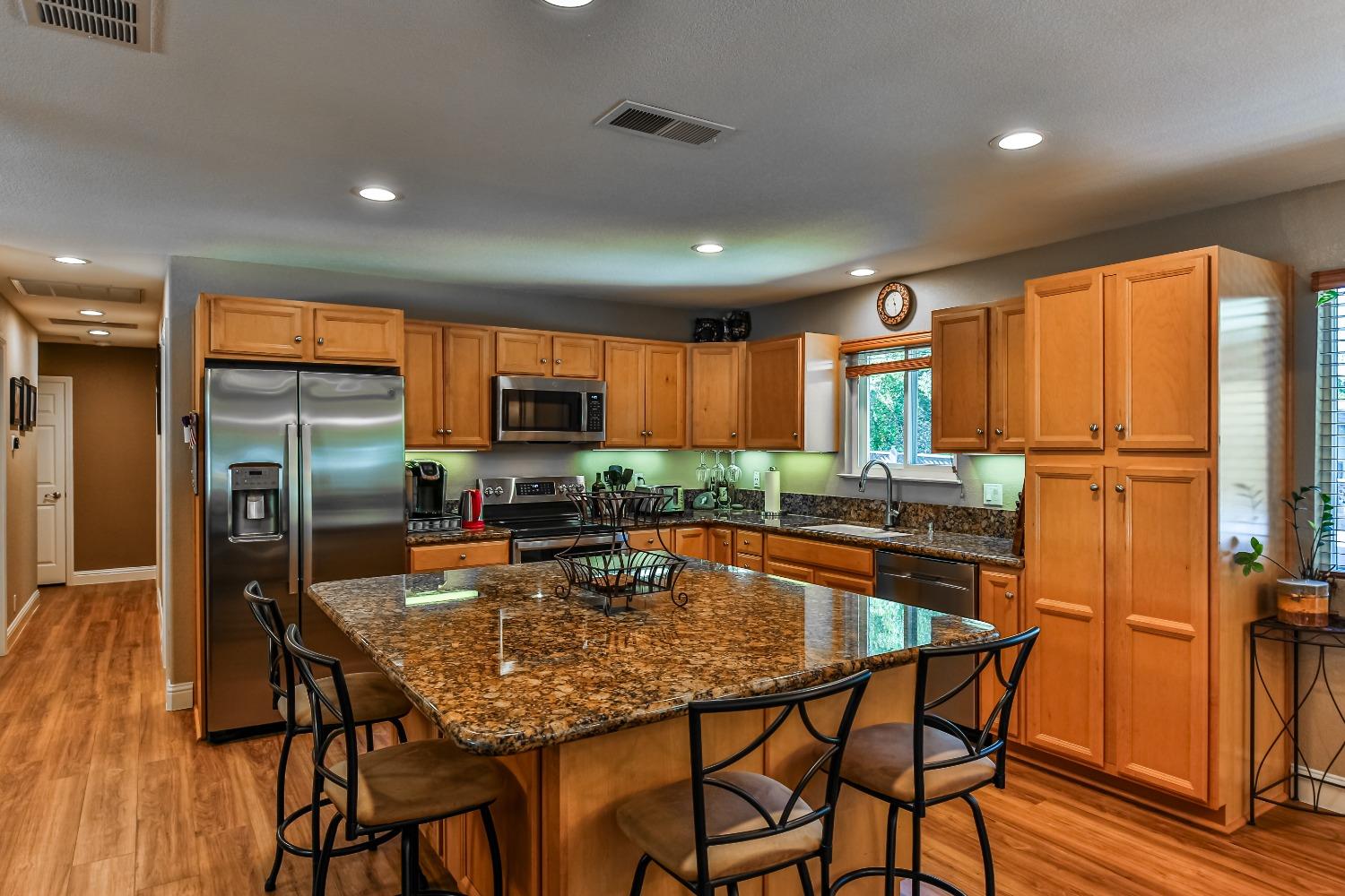 Detail Gallery Image 17 of 81 For 2360 Ponderosa Rd, Rescue,  CA 95672 - 3 Beds | 2 Baths