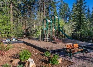 Detail Gallery Image 39 of 41 For 251 Basque Dr, Truckee,  CA 96161 - 3 Beds | 2 Baths