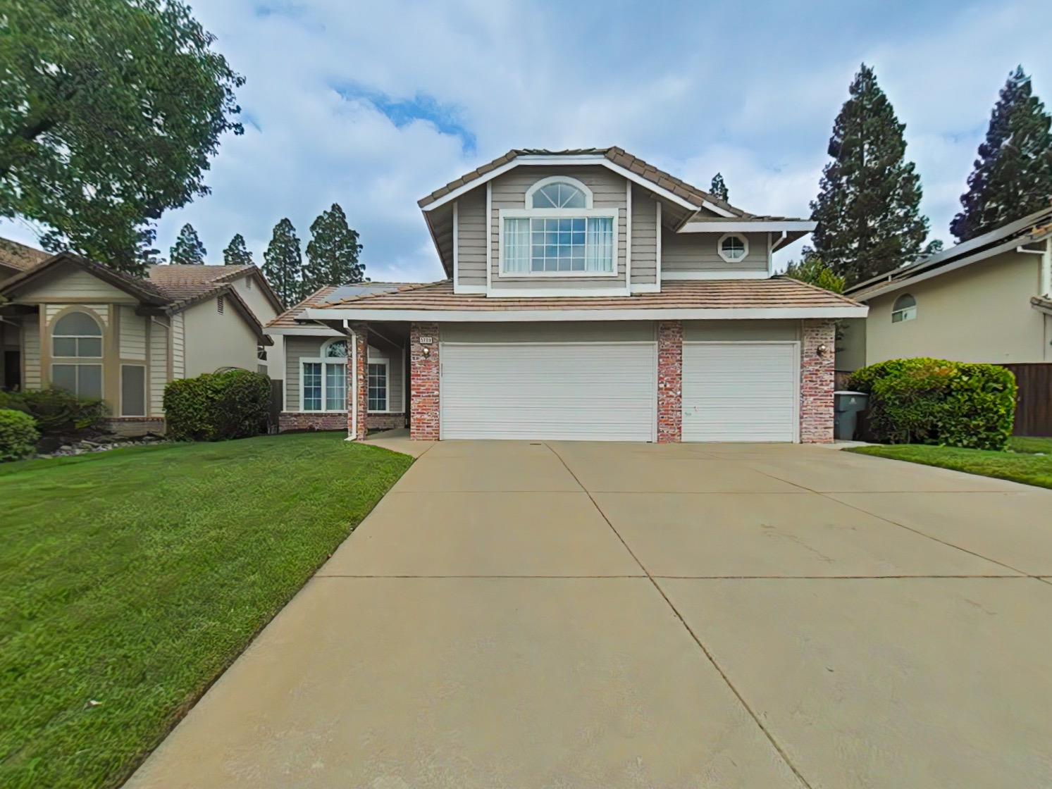 Photo of 5709 Windsong Ct in Rocklin, CA