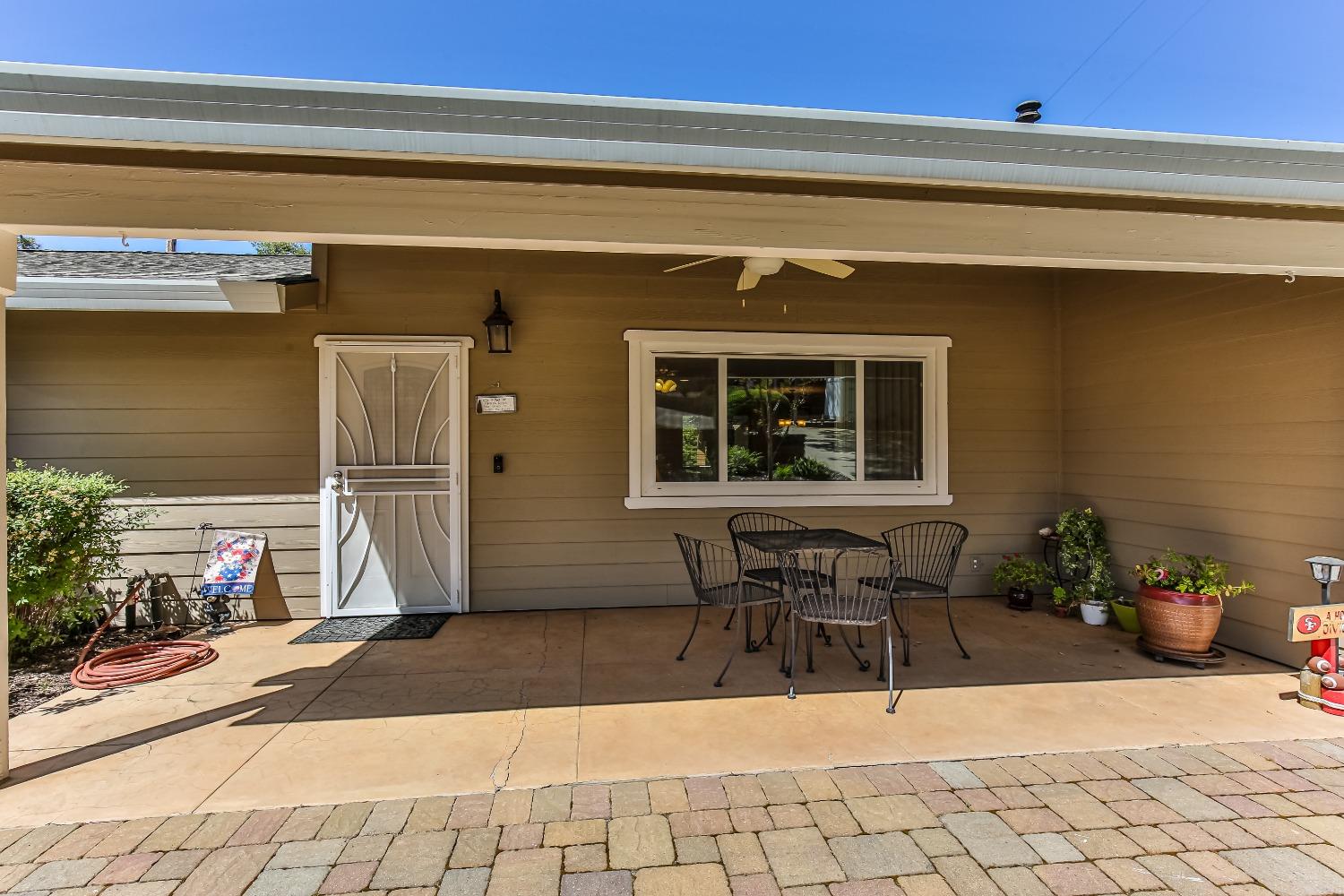 Detail Gallery Image 8 of 81 For 2360 Ponderosa Rd, Rescue,  CA 95672 - 3 Beds | 2 Baths