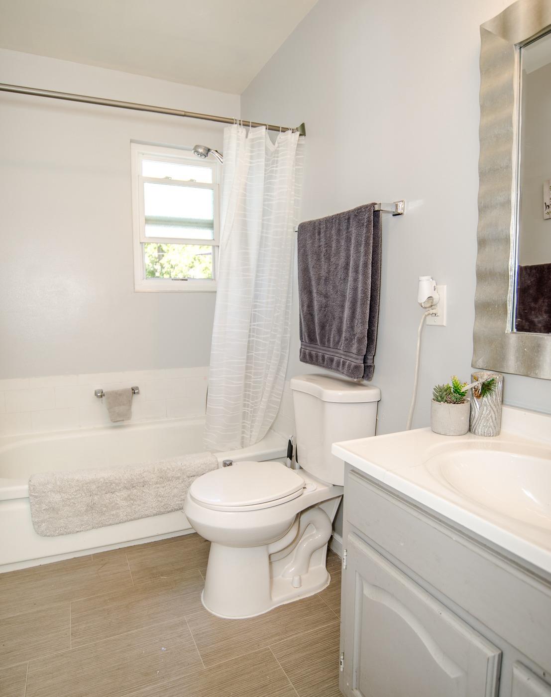 Detail Gallery Image 31 of 72 For 205 Schuerle St, Woodland,  CA 95695 - 3 Beds | 2 Baths