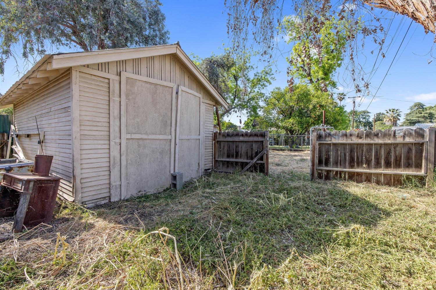 Detail Gallery Image 29 of 36 For 630 Olive St, Bakersfield,  CA 93304 - 2 Beds | 1 Baths