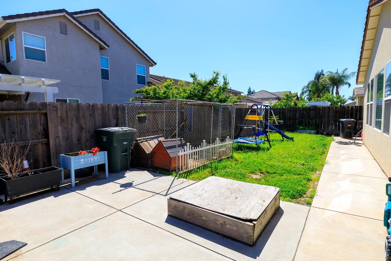 Detail Gallery Image 24 of 28 For 1517 Countrywood Ln, Escalon,  CA 95320 - 3 Beds | 2 Baths