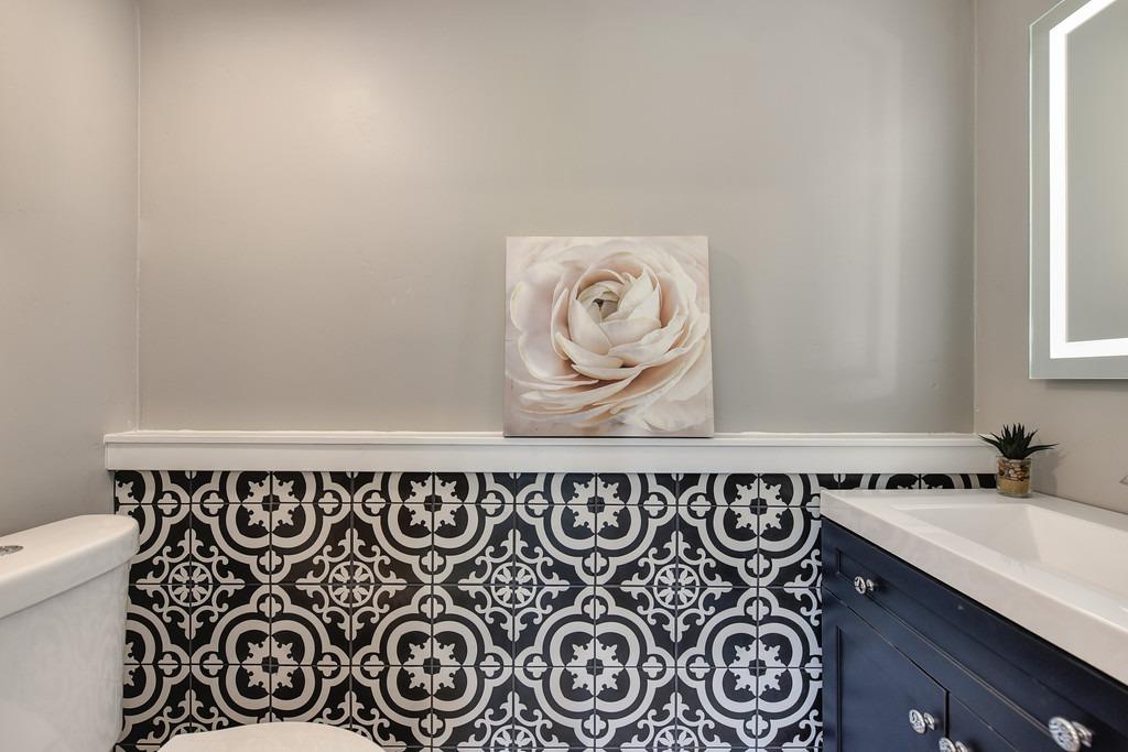 Detail Gallery Image 14 of 38 For 16228 Gold Bug Rd, Nevada City,  CA 95959 - 2 Beds | 2 Baths
