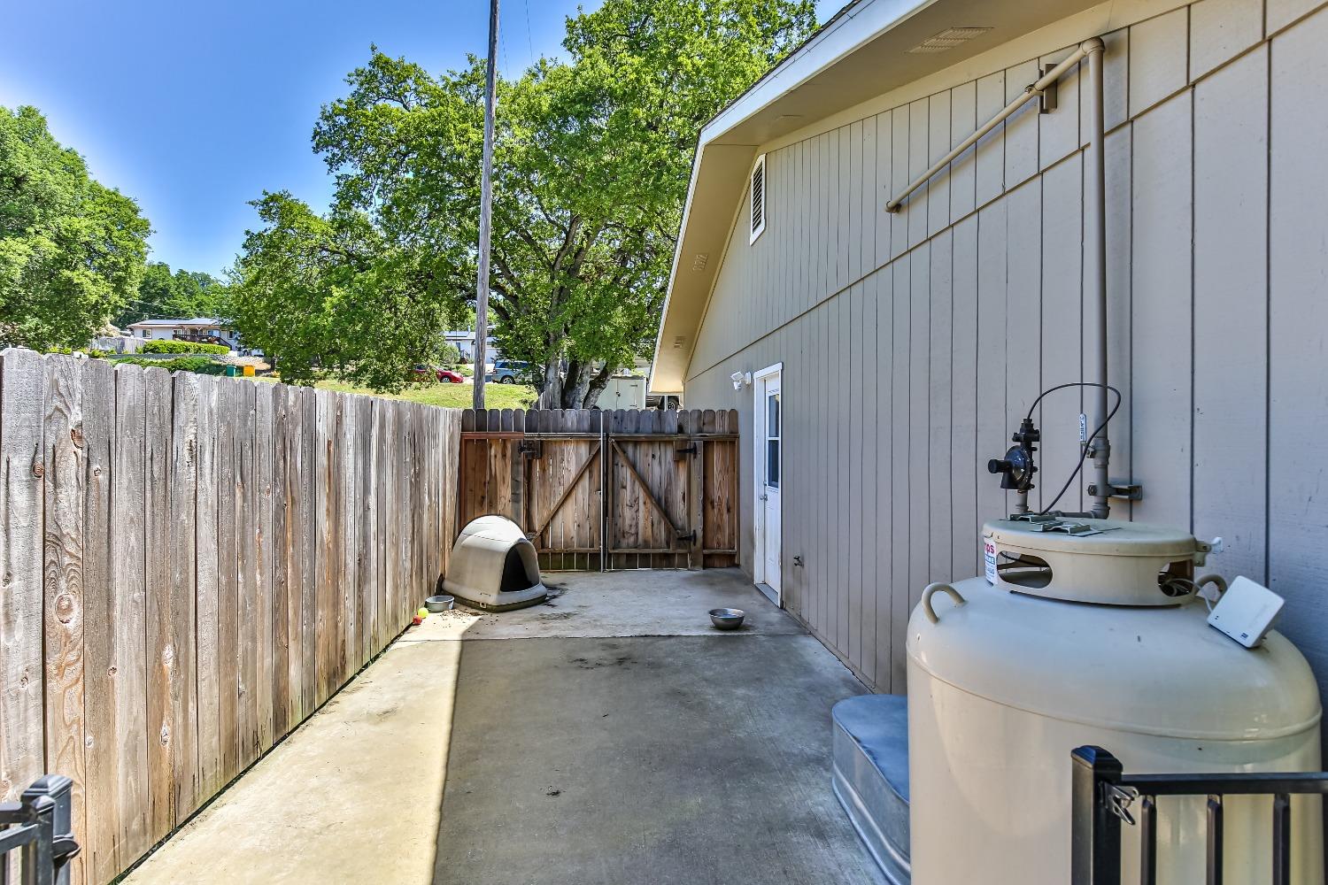 Detail Gallery Image 60 of 81 For 2360 Ponderosa Rd, Rescue,  CA 95672 - 3 Beds | 2 Baths