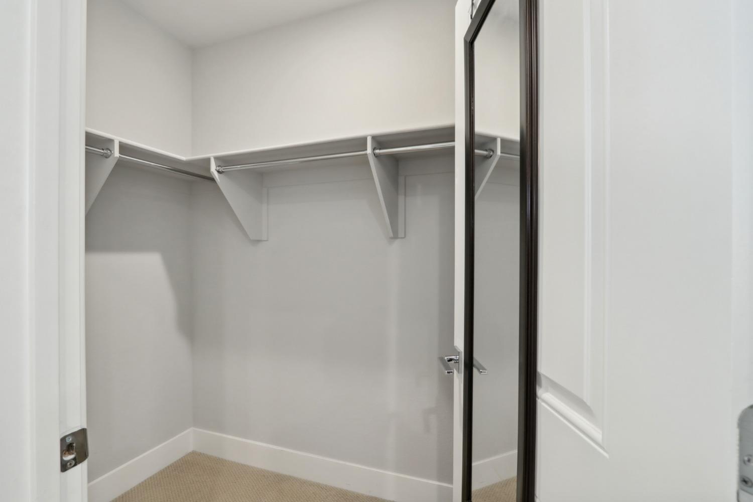 Detail Gallery Image 19 of 46 For 1661 Spring St #222,  Davis,  CA 95616 - 2 Beds | 2/1 Baths