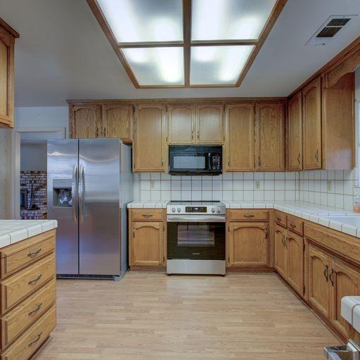 Detail Gallery Image 7 of 35 For 1042 Hartwick Ave, Turlock,  CA 95382 - 3 Beds | 2 Baths