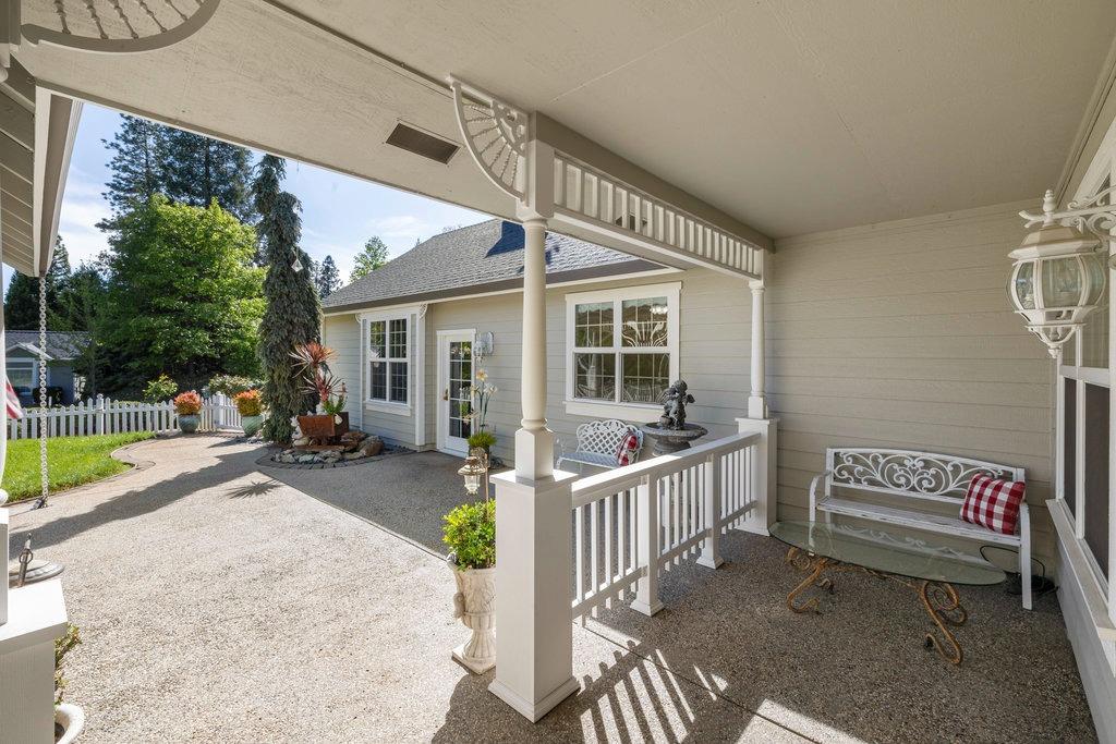 Detail Gallery Image 7 of 38 For 125 Scotia Pines Cir, Grass Valley,  CA 95945 - 3 Beds | 2 Baths