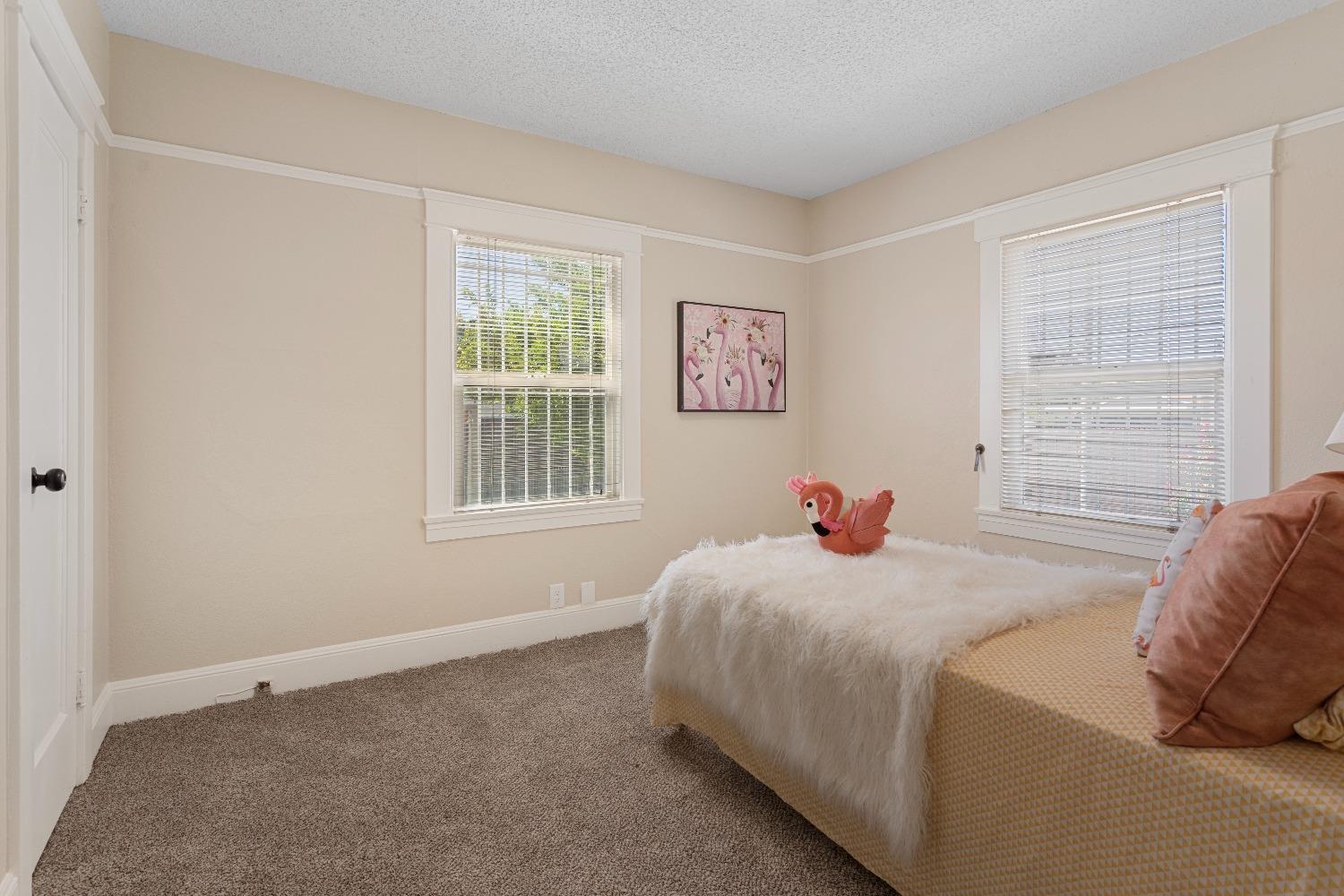 Detail Gallery Image 12 of 24 For 136 W Anderson St, Stockton,  CA 95206 - 4 Beds | 2 Baths