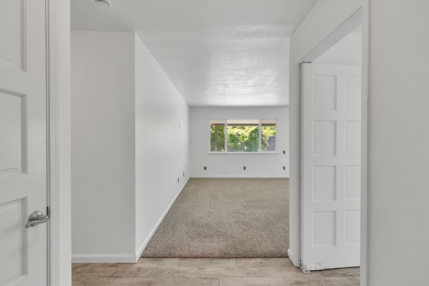 Detail Gallery Image 5 of 56 For 8430 Ahrentzen Ct, Citrus Heights,  CA 95610 - 3 Beds | 2 Baths