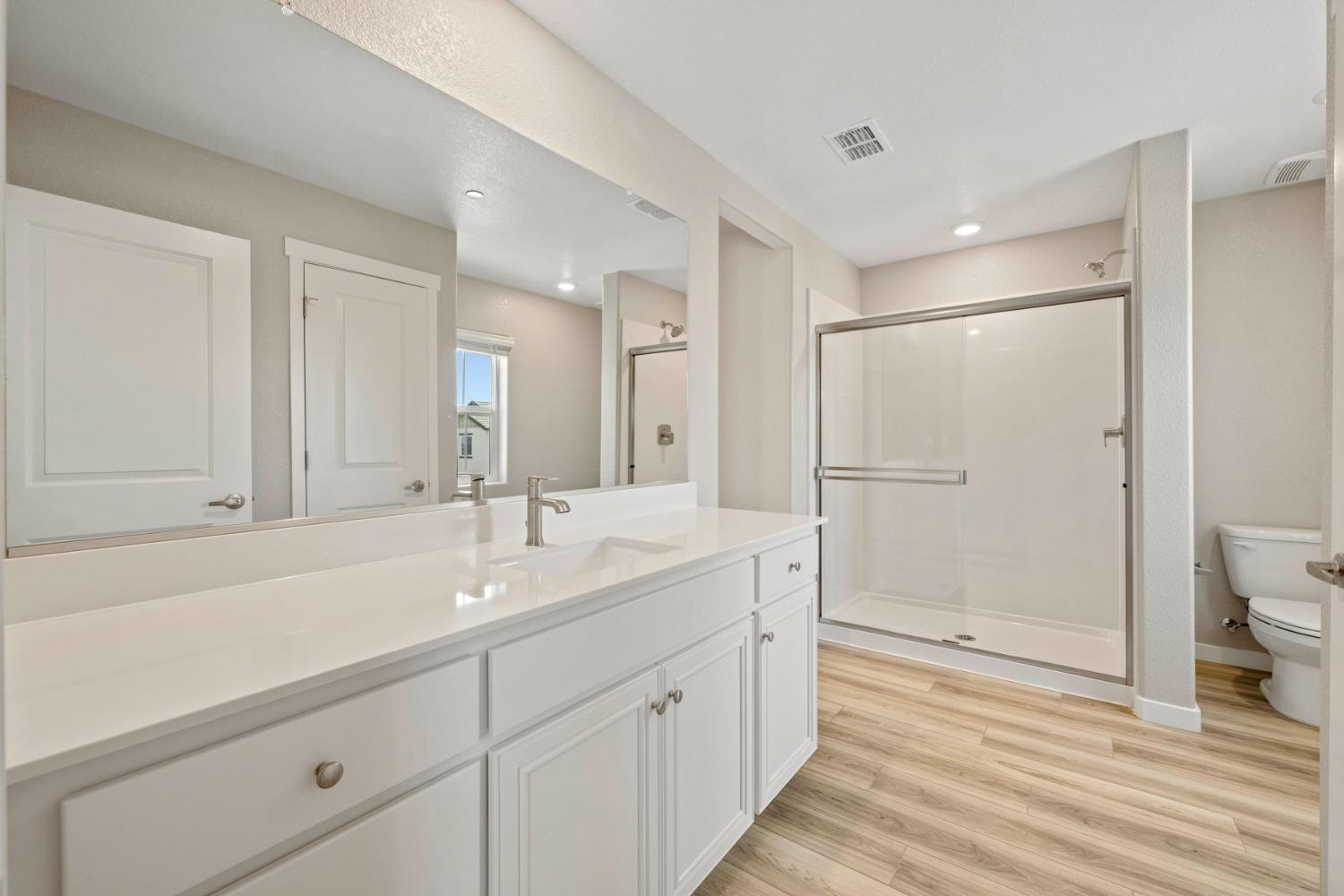 Detail Gallery Image 14 of 19 For 2375 Comstock Ln, Lincoln,  CA 95648 - 3 Beds | 2/1 Baths