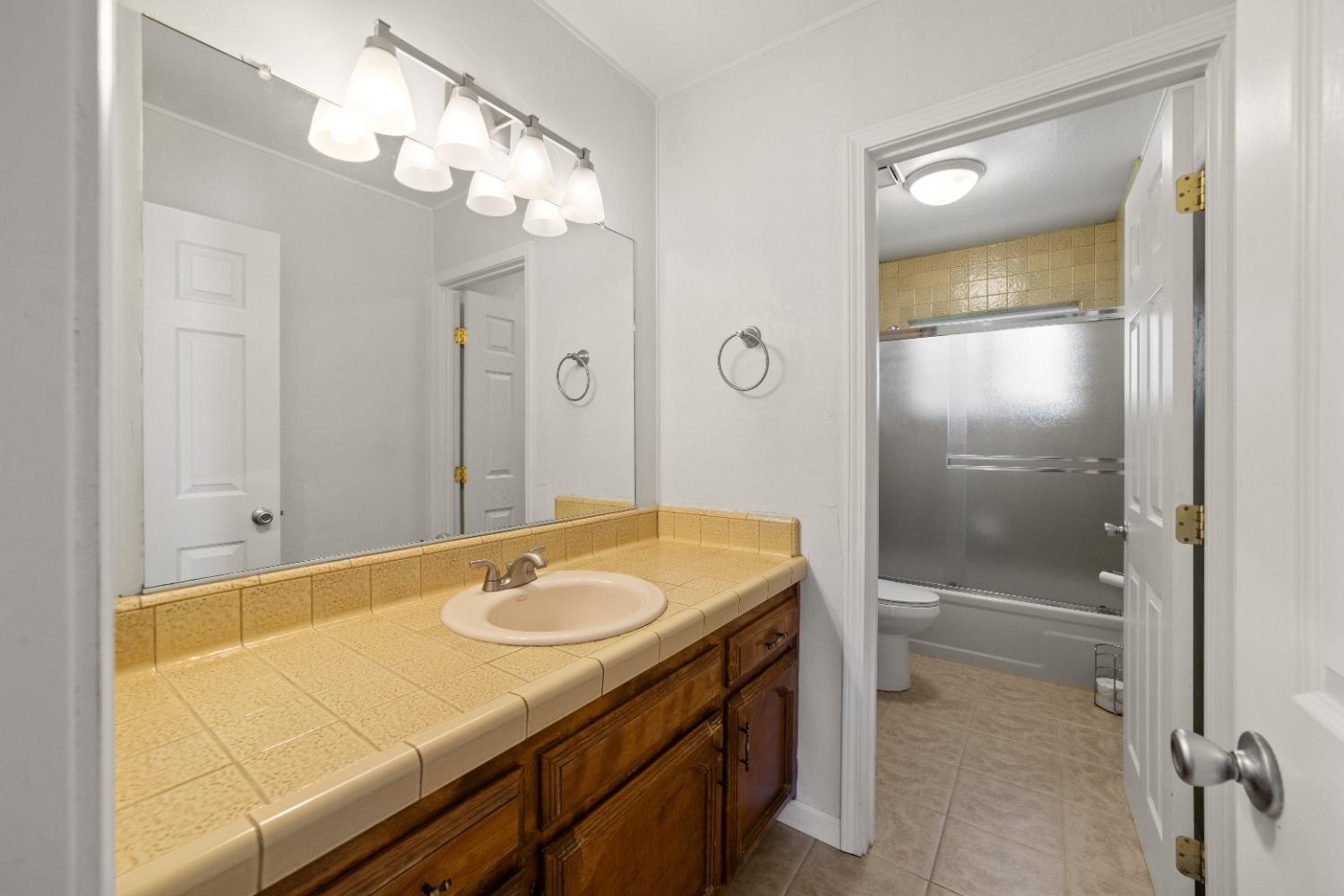 Detail Gallery Image 18 of 29 For 1178 Rosemary, Yuba City,  CA 95991 - 2 Beds | 1 Baths