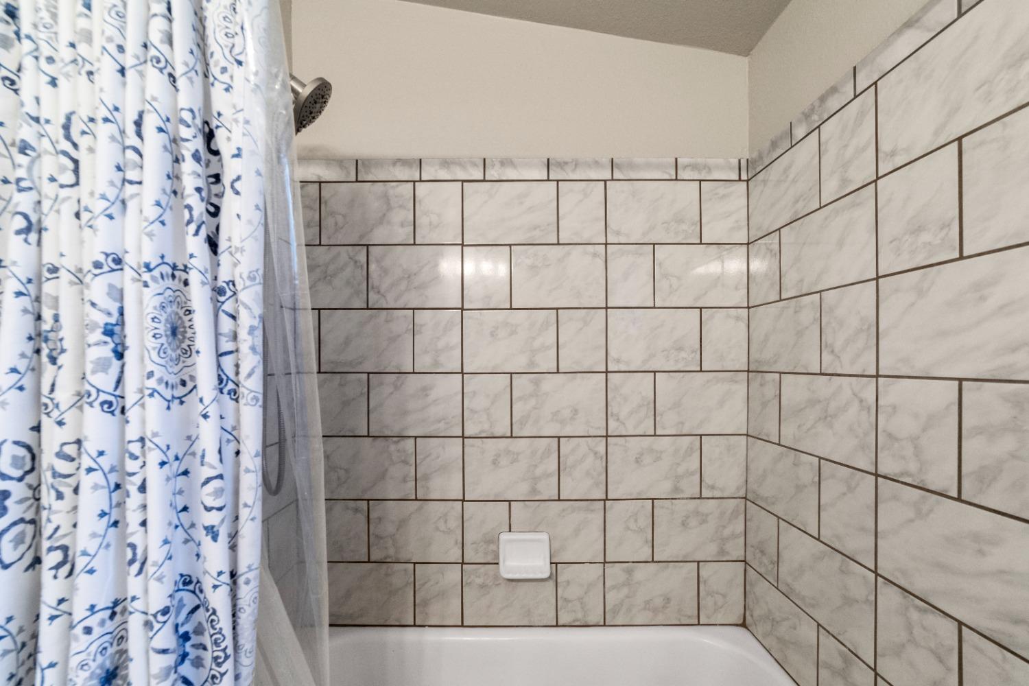 Detail Gallery Image 30 of 54 For 612 Mayfair Dr, Roseville,  CA 95678 - 3 Beds | 2 Baths