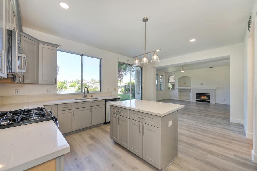 Detail Gallery Image 17 of 38 For 23 Windcatcher Ct, Sacramento,  CA 95834 - 4 Beds | 2/1 Baths