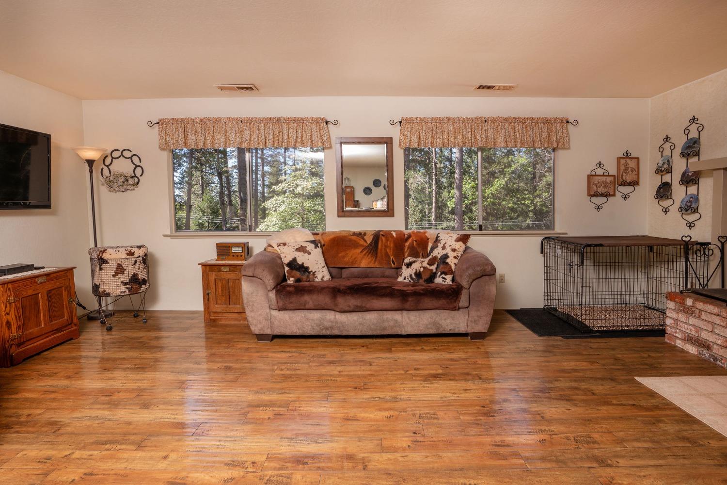 Detail Gallery Image 16 of 48 For 11464 Banner Lava Cap, Nevada City,  CA 95959 - 3 Beds | 2 Baths