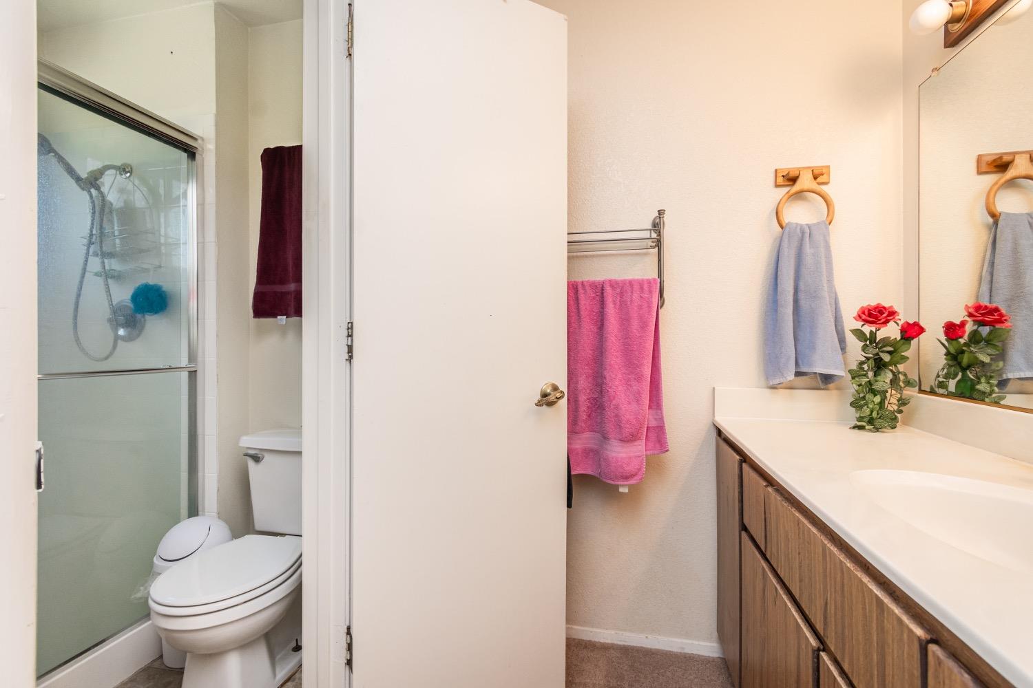 Detail Gallery Image 12 of 22 For 6704 Whyte, Citrus Heights,  CA 95621 - 3 Beds | 2 Baths