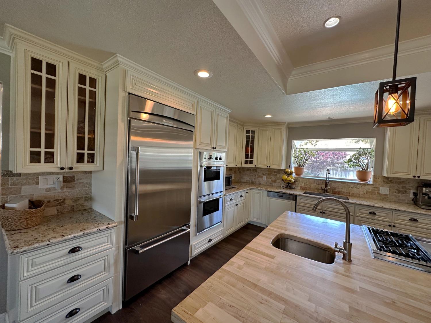 Detail Gallery Image 24 of 86 For 336 Shady Acres Dr, Lodi,  CA 95242 - 3 Beds | 2/1 Baths