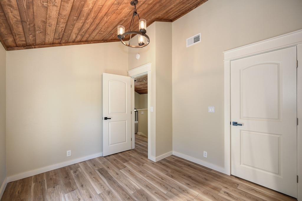 Detail Gallery Image 25 of 33 For 14725 Emigrant Trl, River Pines,  CA 95675 - 3 Beds | 2/1 Baths