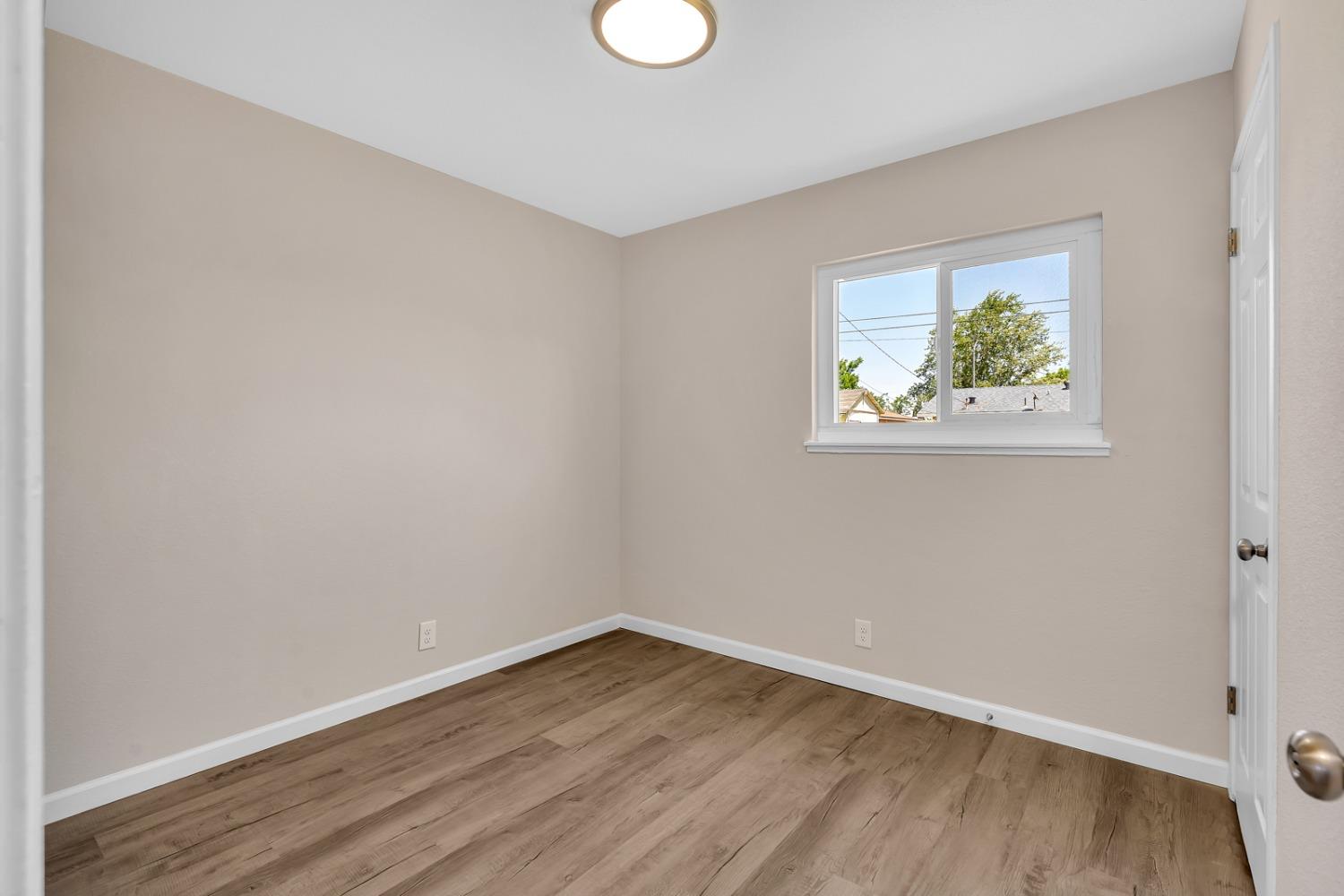 Detail Gallery Image 11 of 21 For 7344 Anne Cir, Winton,  CA 95388 - 3 Beds | 2 Baths