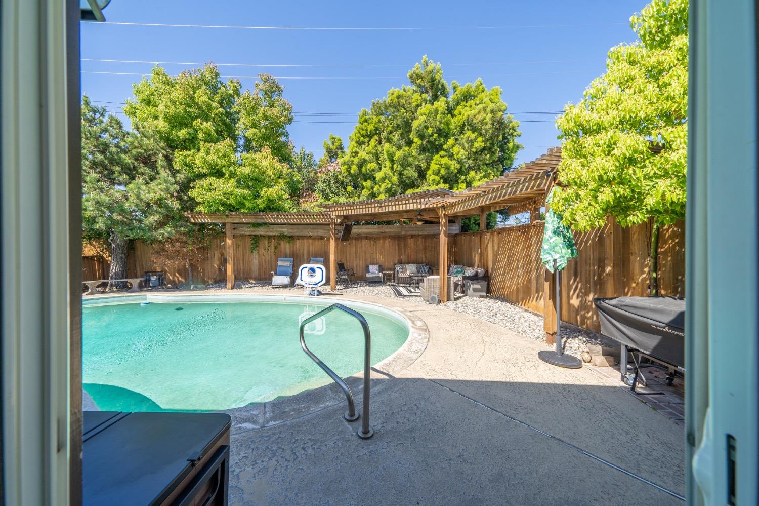 Detail Gallery Image 31 of 48 For 513 Gerard Dr, Lodi,  CA 95242 - 3 Beds | 2 Baths