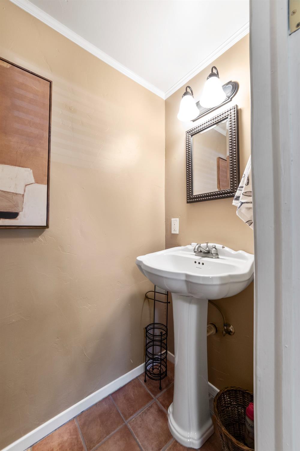 Detail Gallery Image 17 of 43 For 1012 Harrison Ave, Lincoln,  CA 95648 - 3 Beds | 1/1 Baths