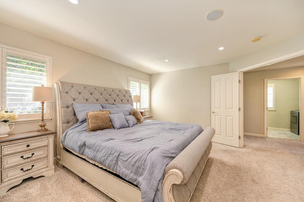 Detail Gallery Image 37 of 59 For 2460 Watercourse Way, Sacramento,  CA 95833 - 3 Beds | 2/1 Baths