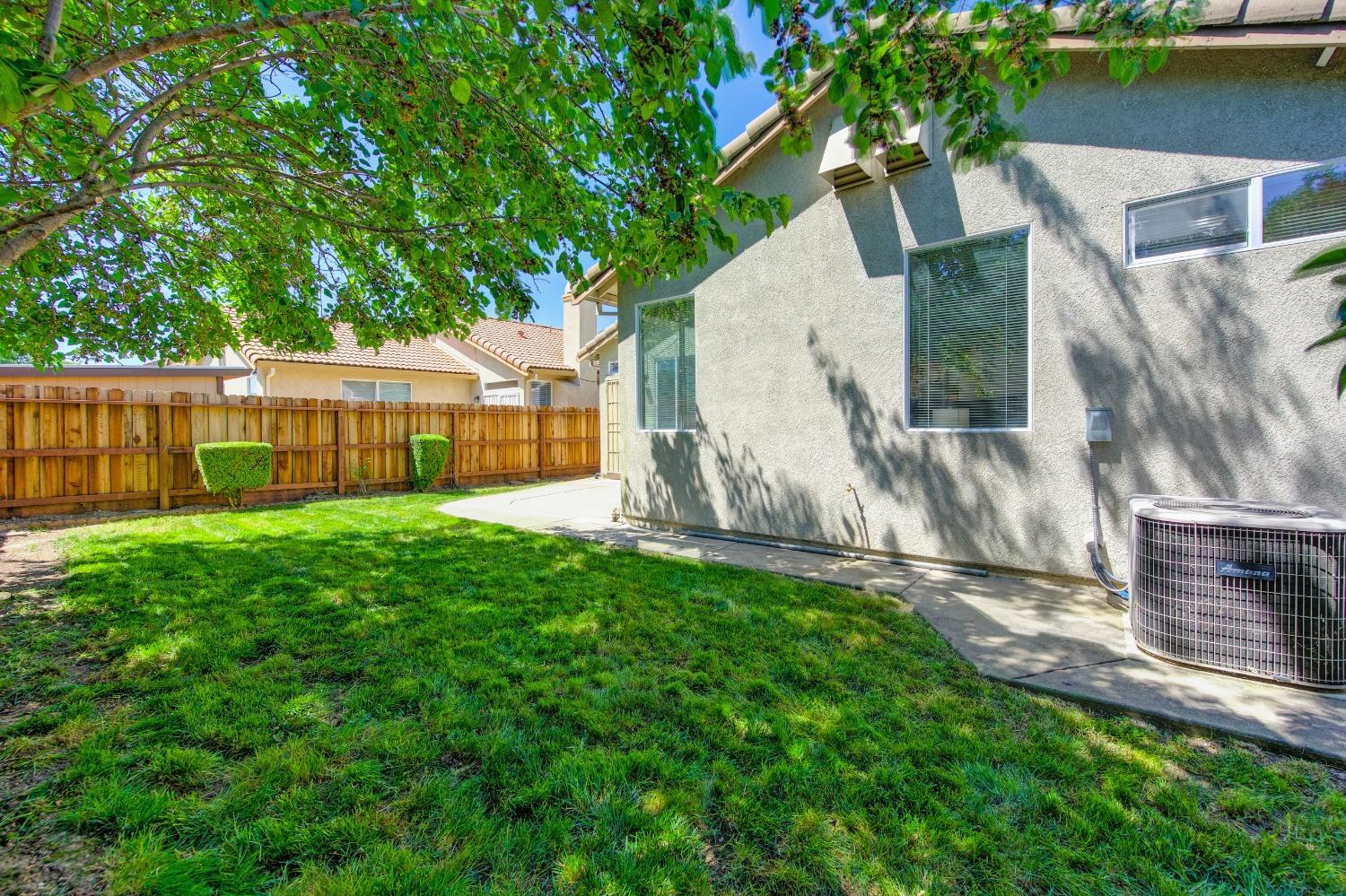 Detail Gallery Image 28 of 28 For 7 Windchime Ct, Sacramento,  CA 95823 - 3 Beds | 2 Baths