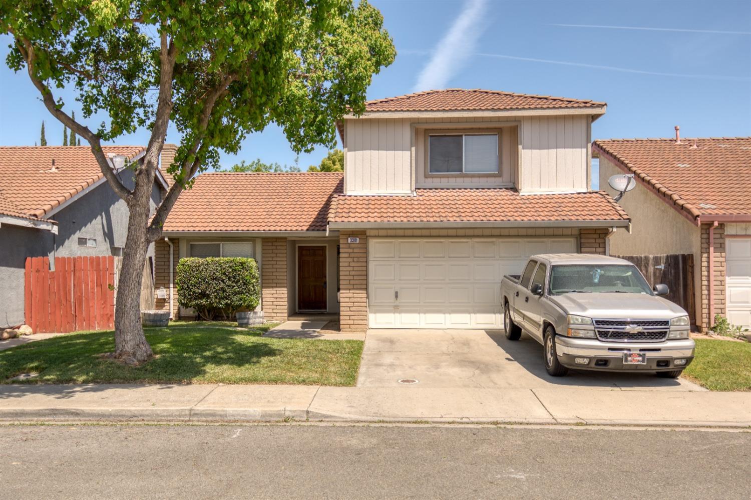 Photo of 3301 Suffolk Dr in Ceres, CA