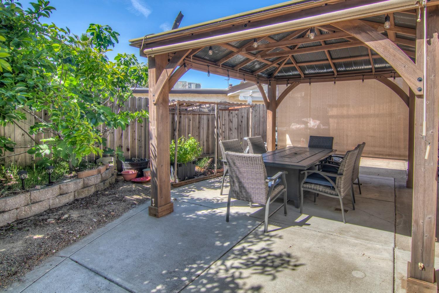 Detail Gallery Image 31 of 35 For 2438 Kaywood Ct, Rancho Cordova,  CA 95670 - 2 Beds | 2 Baths