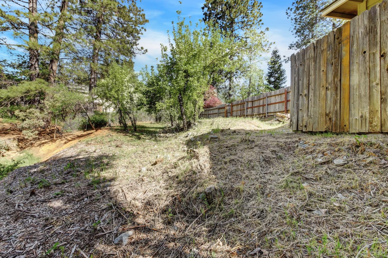 Detail Gallery Image 81 of 88 For 127 Peabody Ct, Grass Valley,  CA 95945 - 2 Beds | 2 Baths