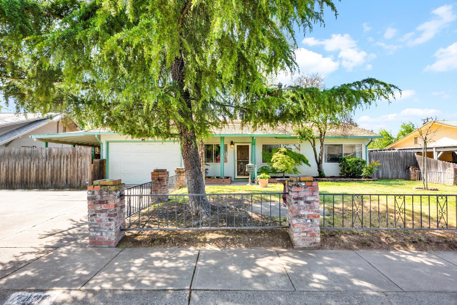 First time on the market. This well cared for one story 3/1 is nestled in a quiet neighborhood conve