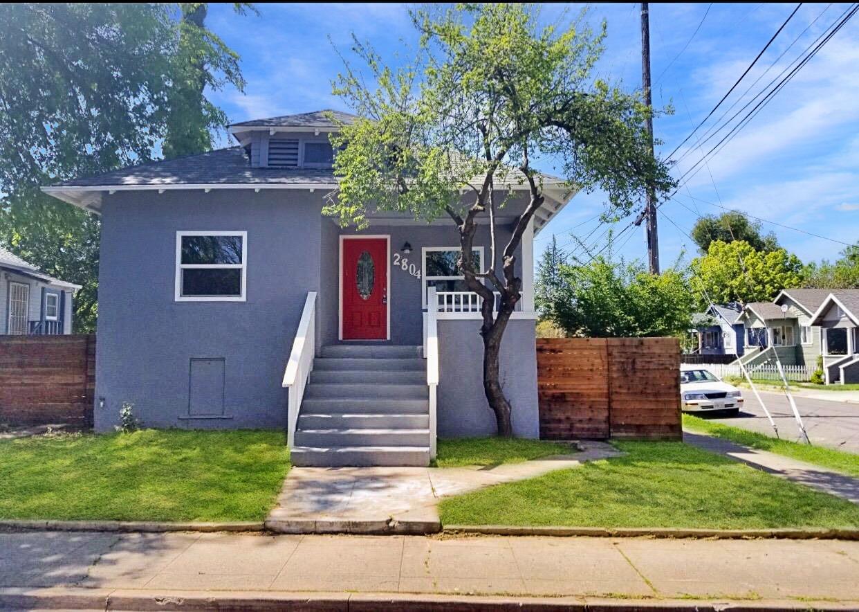 Photo of 2804 42nd St in Sacramento, CA