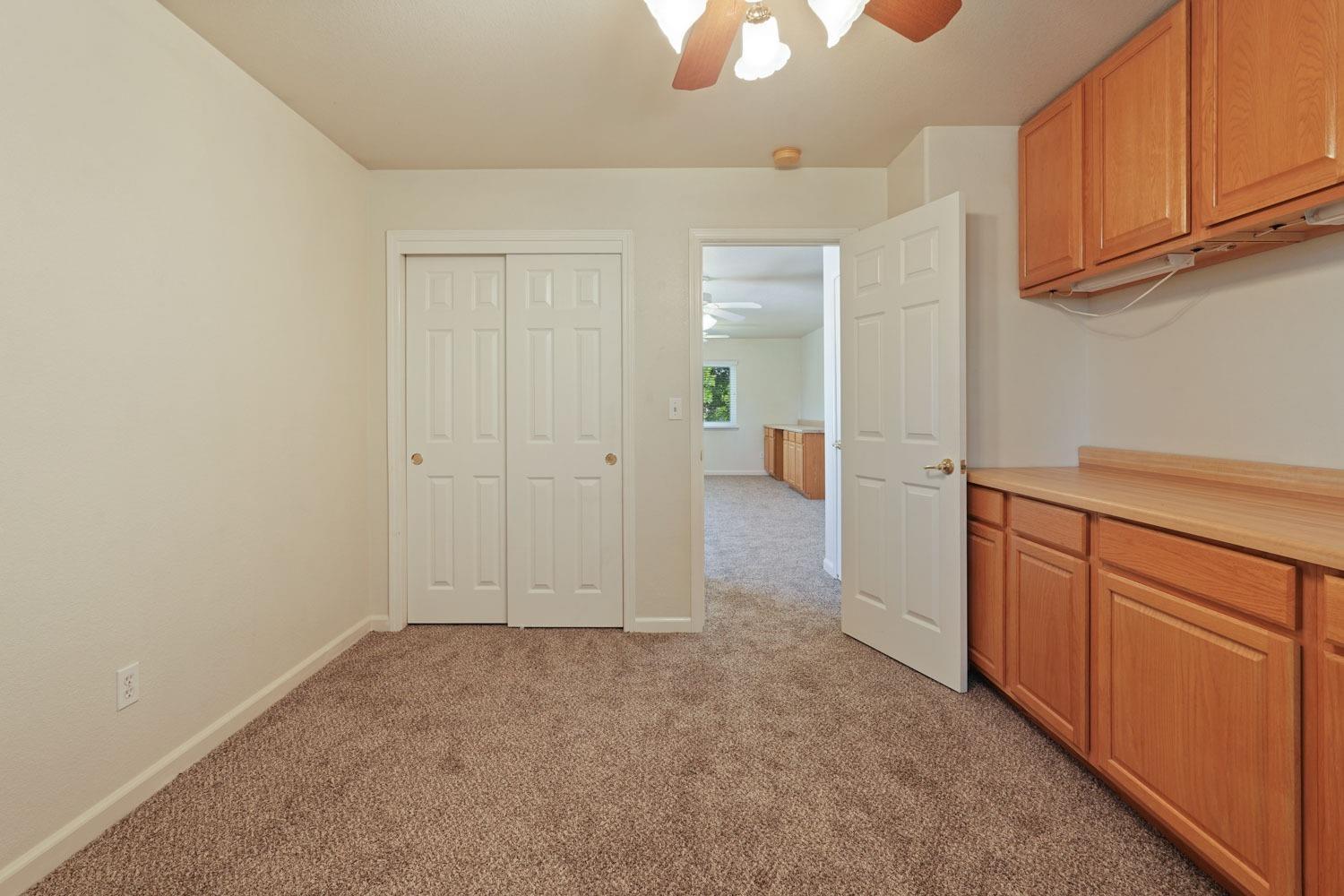 Detail Gallery Image 25 of 47 For 2512 Yosemite Ave, Escalon,  CA 95320 - 4 Beds | 2/1 Baths