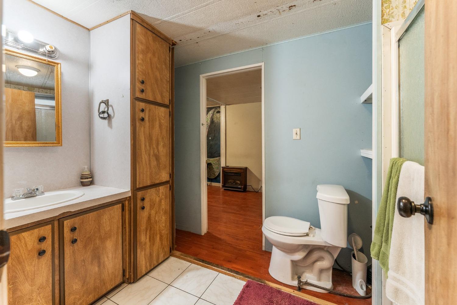 Detail Gallery Image 12 of 21 For 152 Cooper Ave, Sacramento,  CA 95823 - 4 Beds | 2 Baths