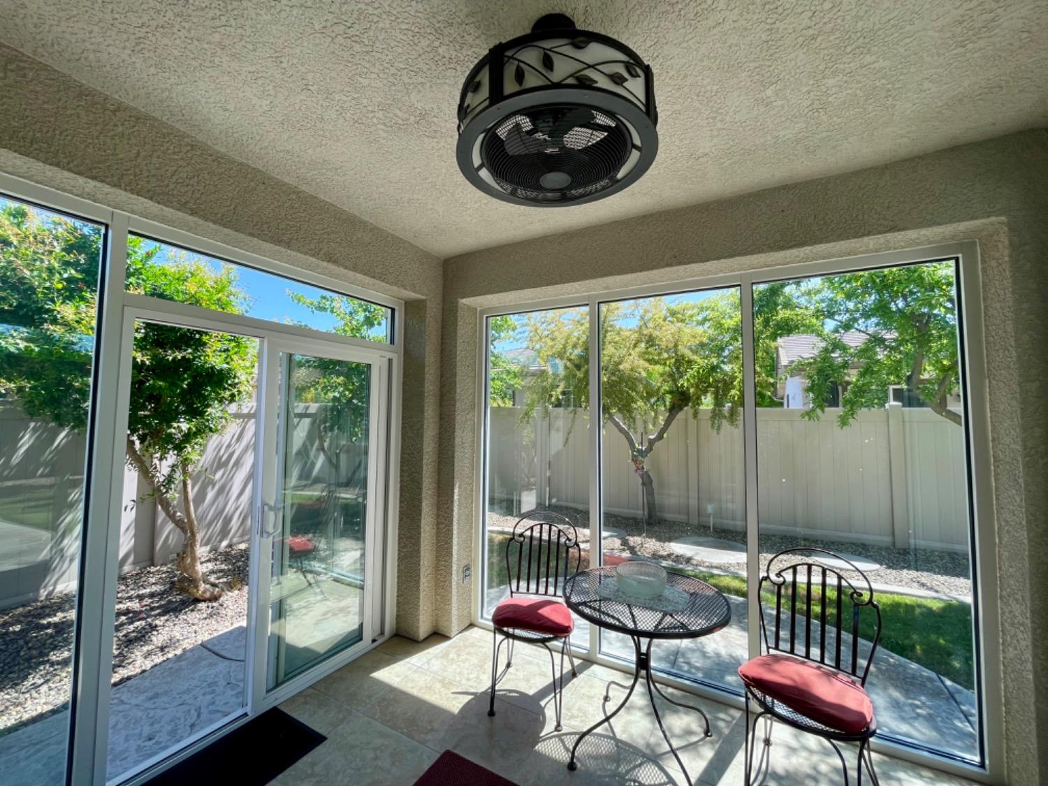Detail Gallery Image 33 of 80 For 2337 Shadow Berry Dr, Manteca,  CA 95336 - 2 Beds | 2 Baths